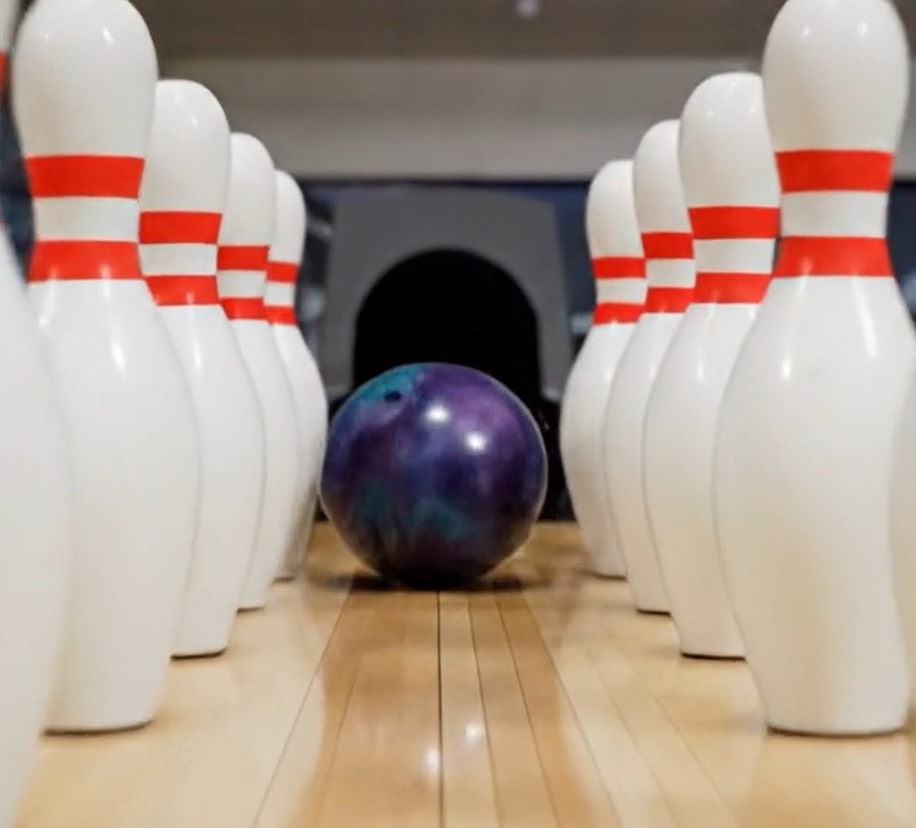 lancer de haches est le nouveau bowling de la Gen Z et Y