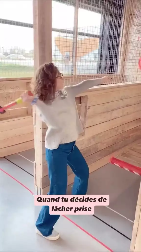 Quand tu décides enfin de ne plus stresser pour tout et n’importe quoi… #lhacheprise 🪵🪓
Tag quelqu’un qui a besoin de rire 🤣 👍😹!